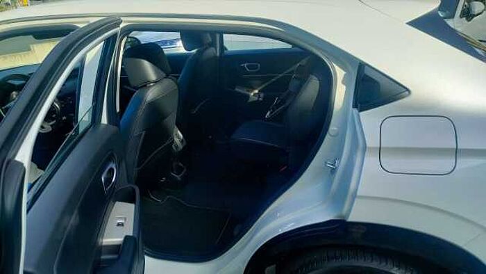 Honda HR-V Advance +Titanium Paket + 18Zoll HR1813